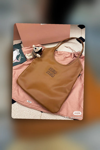 NB - MMU Bag - 700