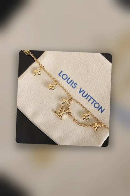NB - LOV Jewelry - 824