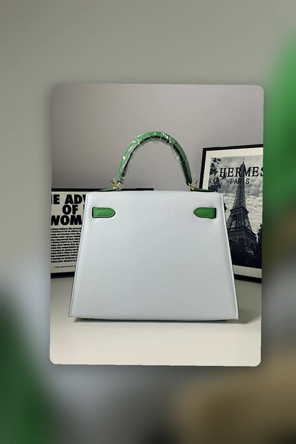 NB - HMS Bag - 1244