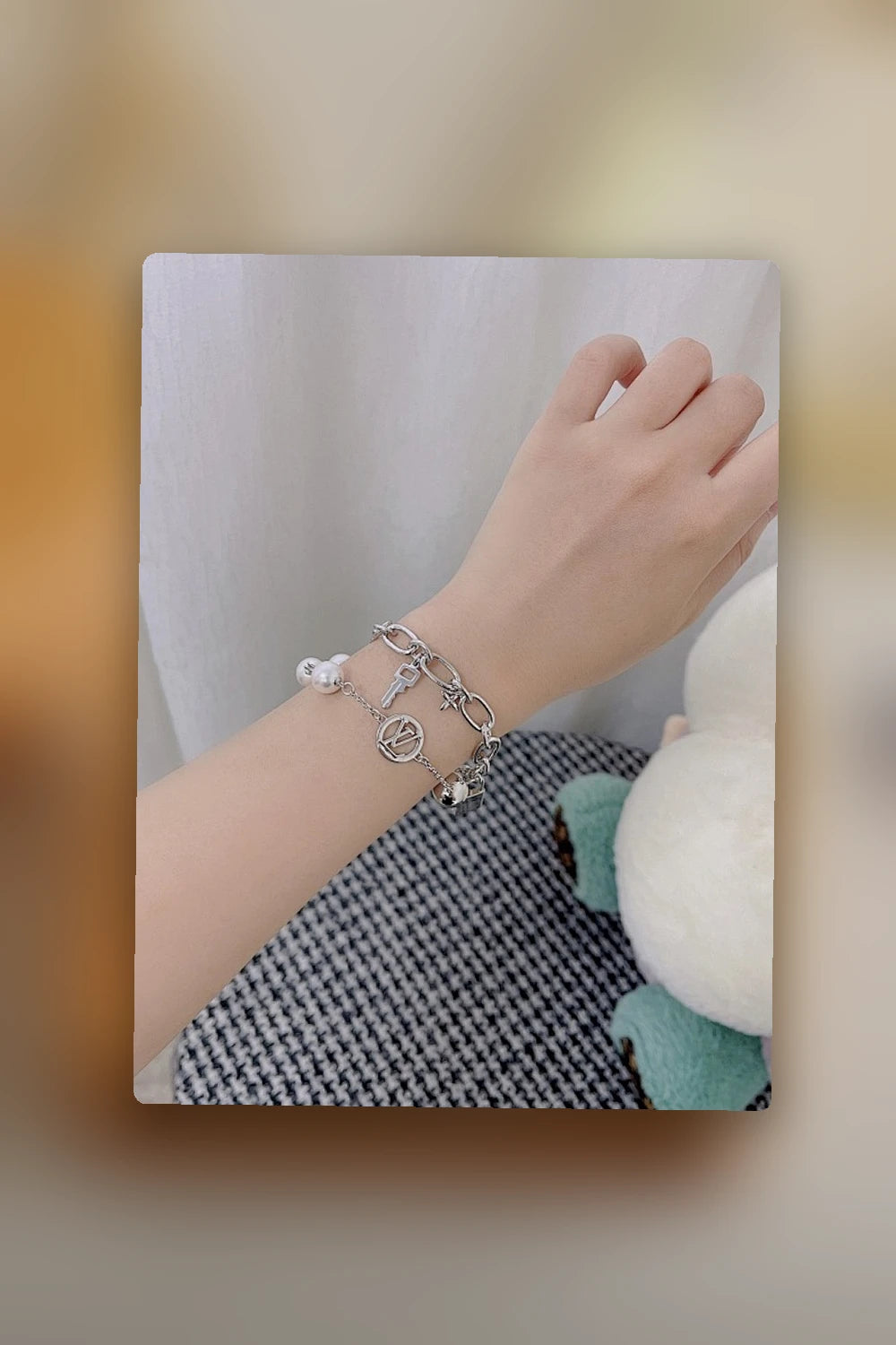 NB - LOV Jewelry - 545