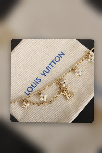 NB - LOV Jewelry - 698