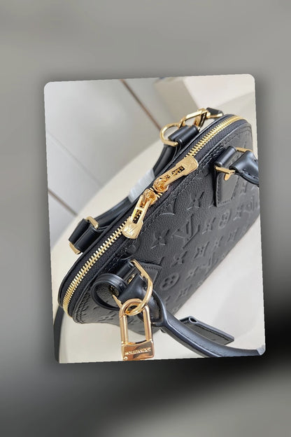 NB - LOV Bag - 1271
