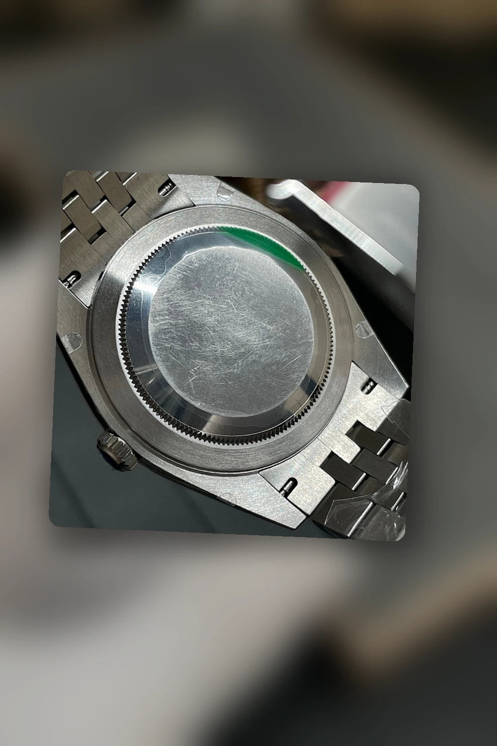NB - Mix Watch - 208
