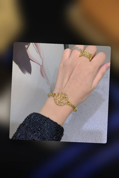 NB - LOV Jewelry - 896