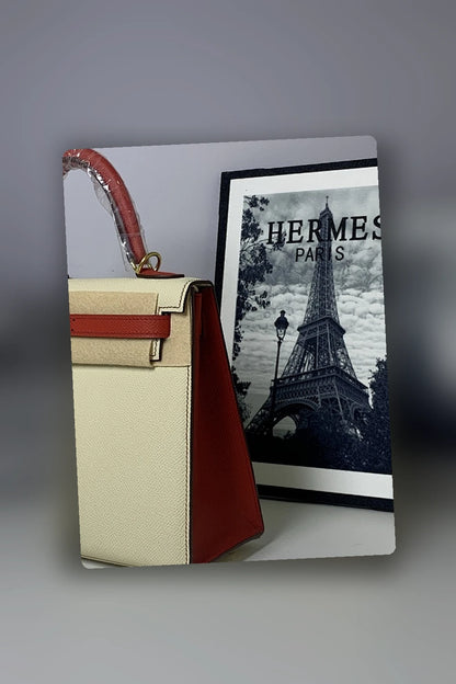 NB - HMS Bag - 877