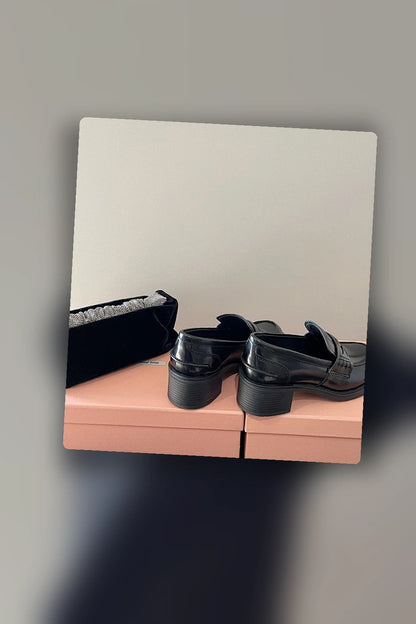 NB - MMU Women Shoes - 369