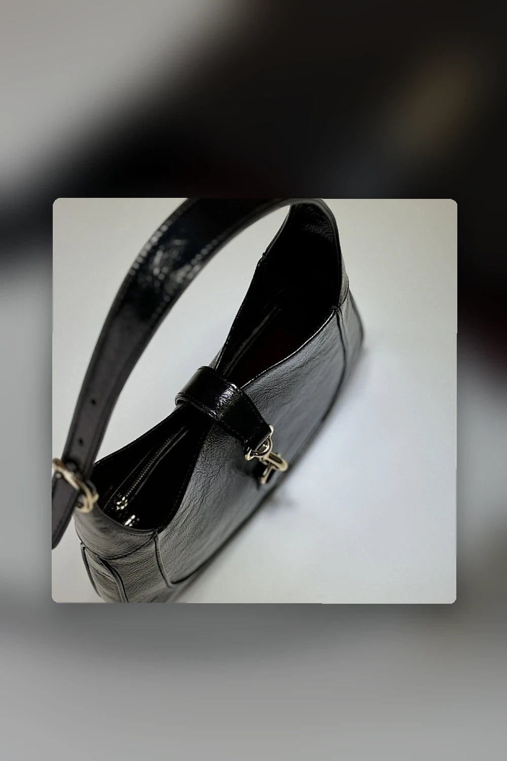 NB - GUKI Bag - 543