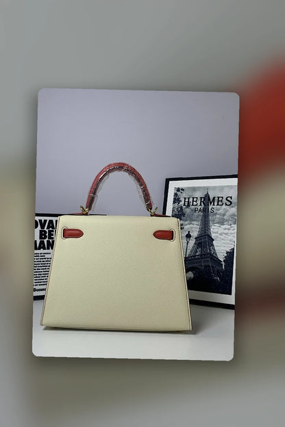 NB - HMS Bag - 1257