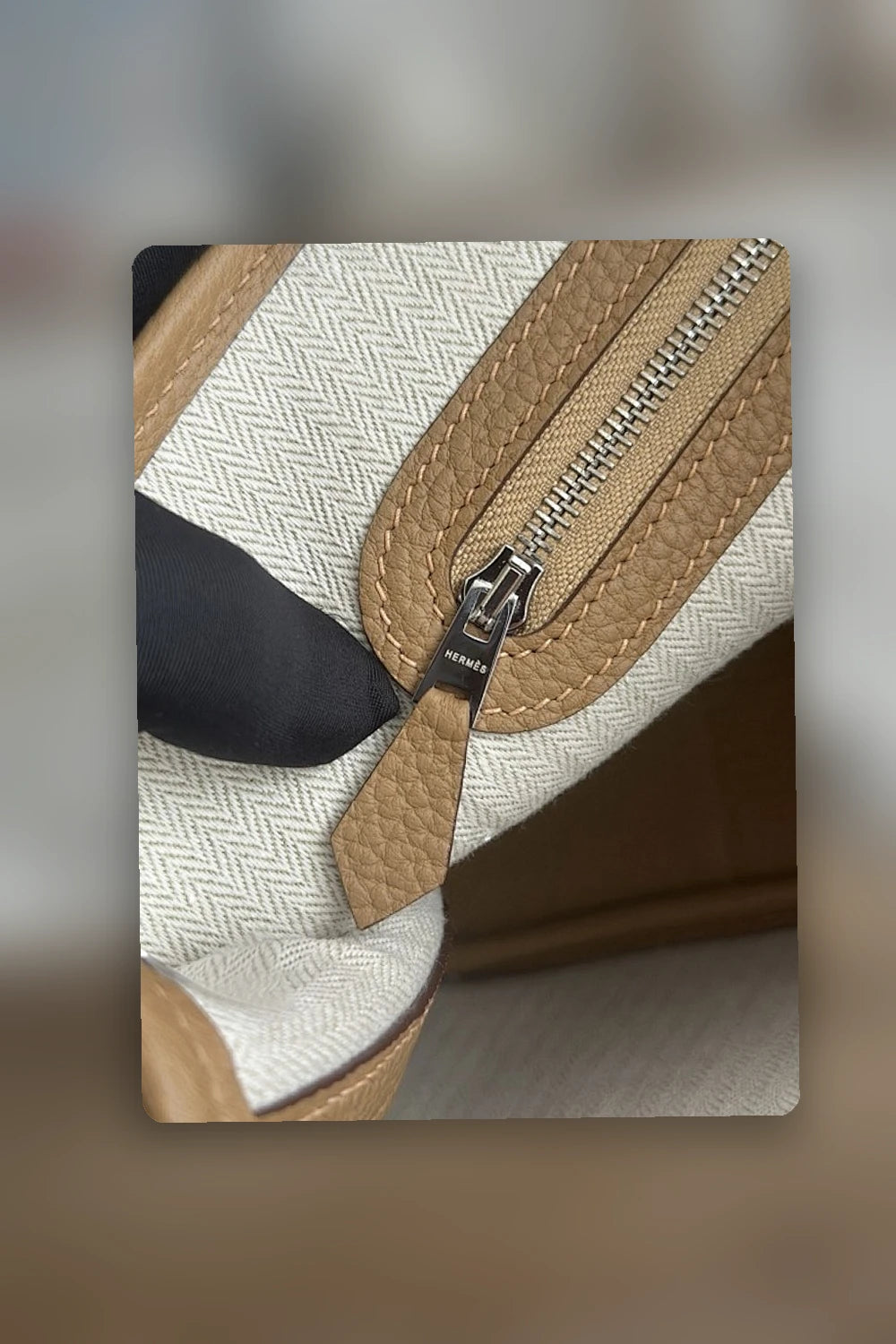 NB - HMS Bag - 038