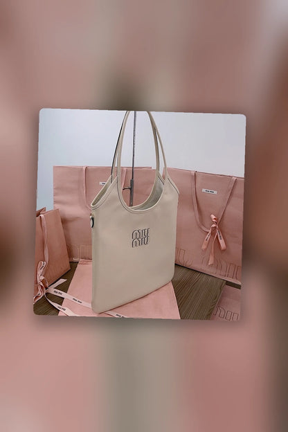 NB - MMU Bag - 696