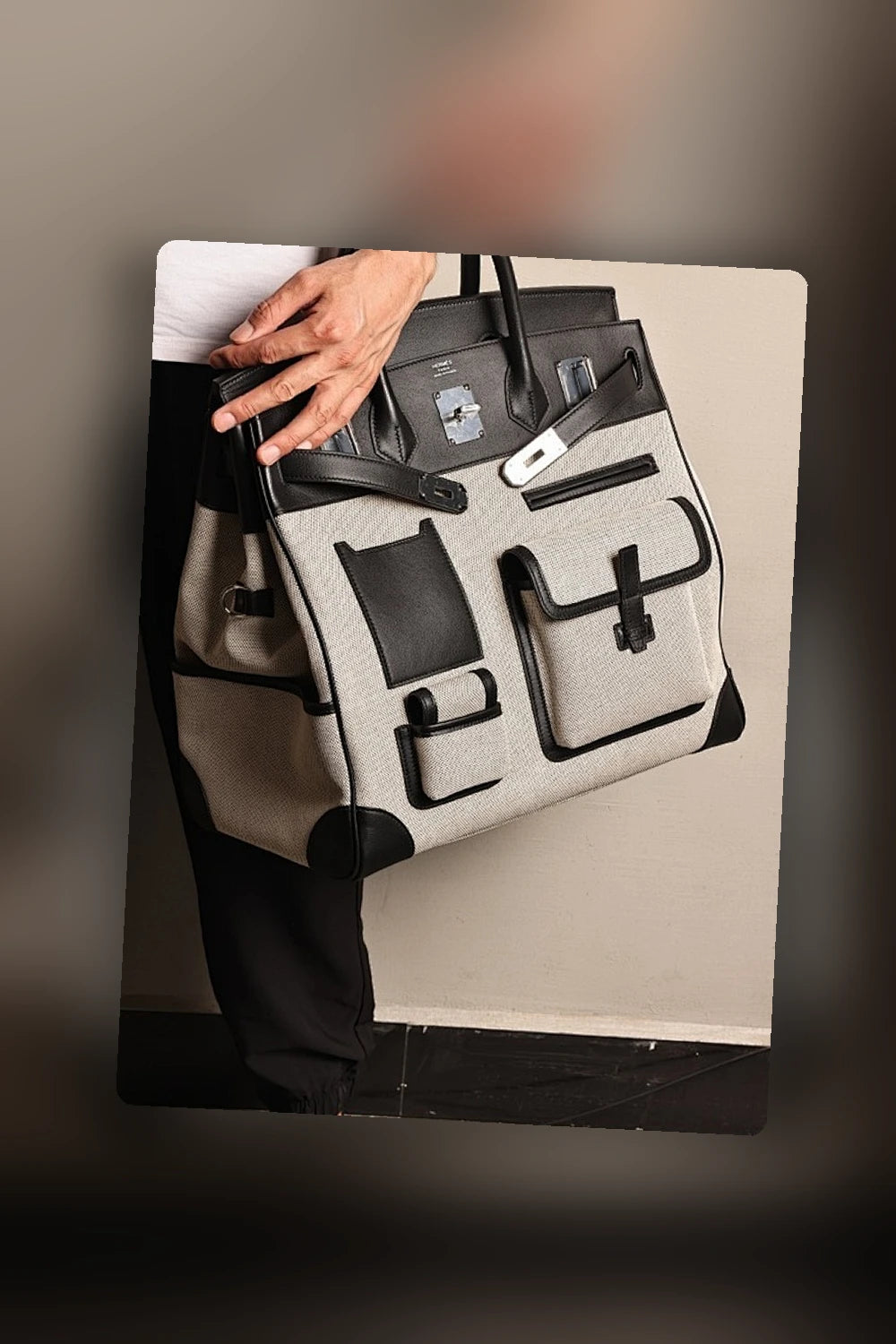 NB - HMS Bag - 1365