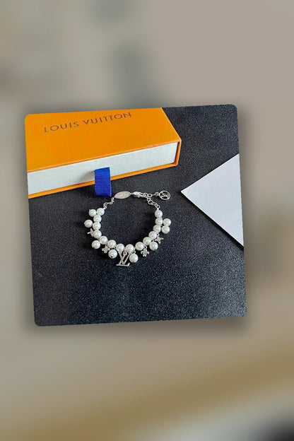 NB - LOV Jewelry - 267