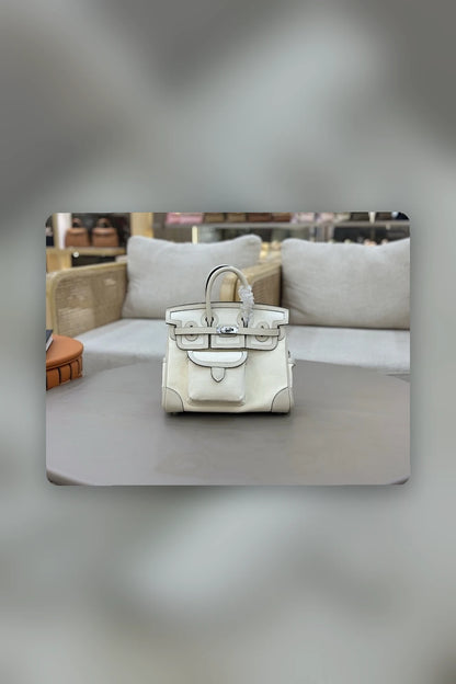 NB - HMS Bag - 1027