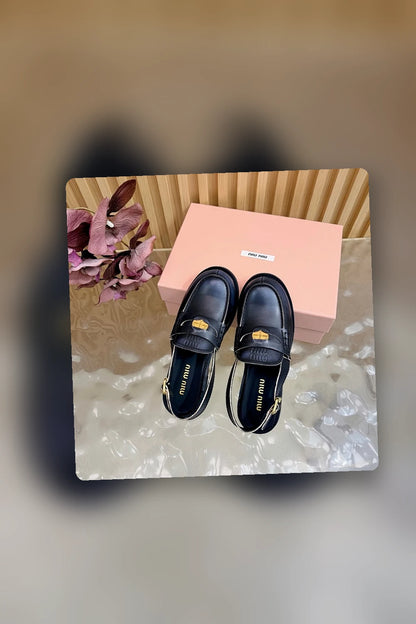 NB - MMU Women Shoes - 111
