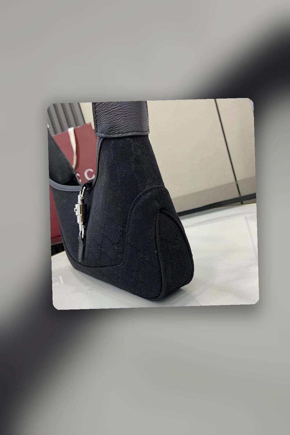 NB - GUKI Bag - 087