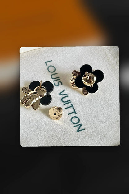 NB - LOV Jewelry - 343