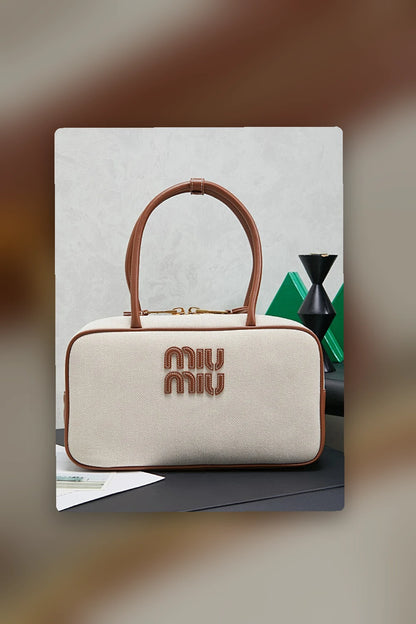NB - MMU Bag - 068