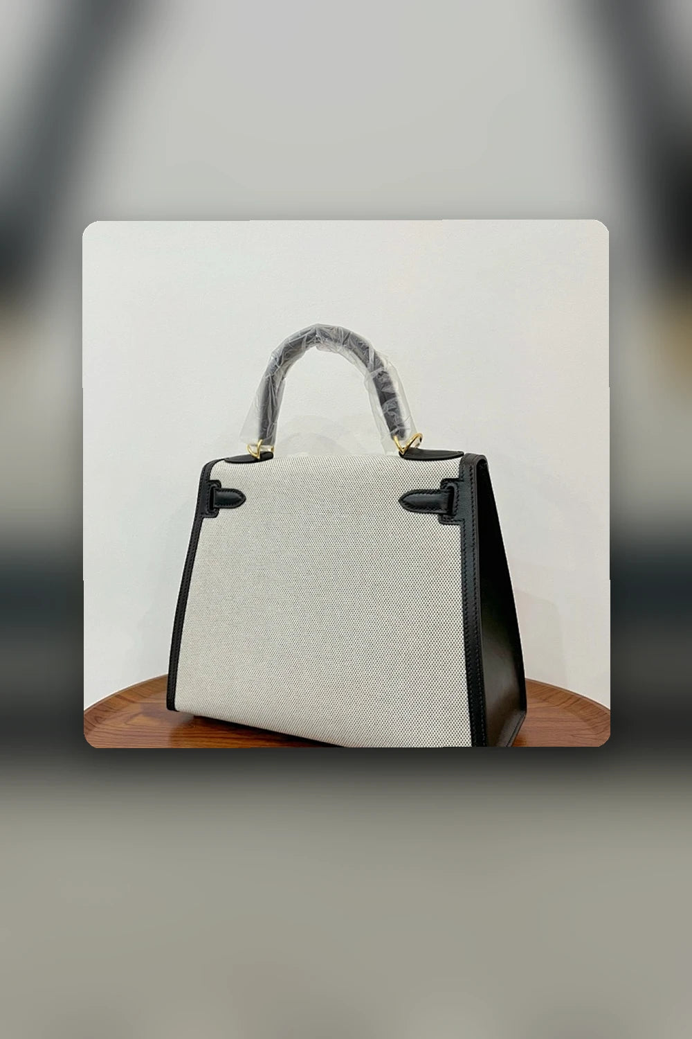 NB - HMS Bag - 1448