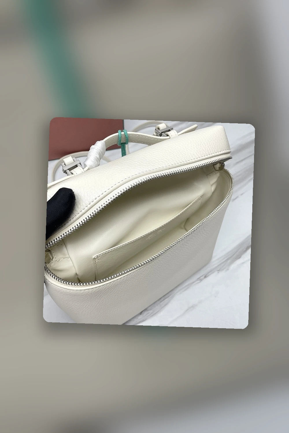 NB - DLVX Bag - 211