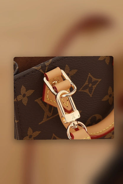NB - LOV Bag - 1380