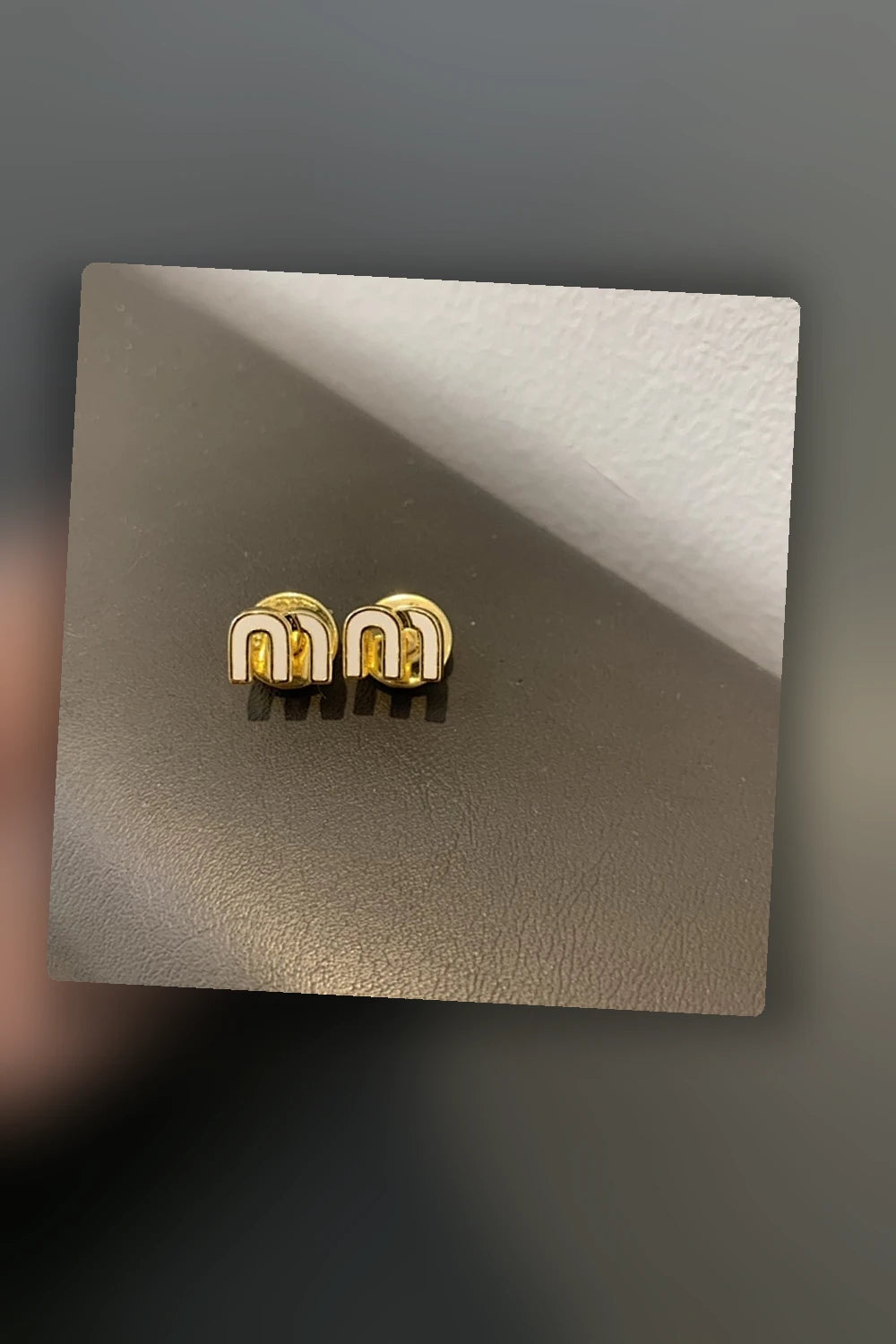 NB - MMU Jewelry - 525