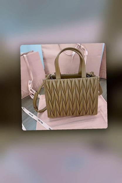 NB - MMU Bag - 233