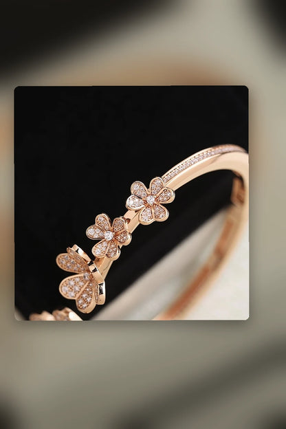 NB - VACA Jewelry - 244