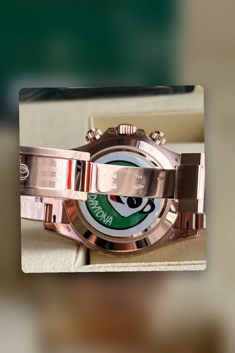 NB - Mix Watch - 674