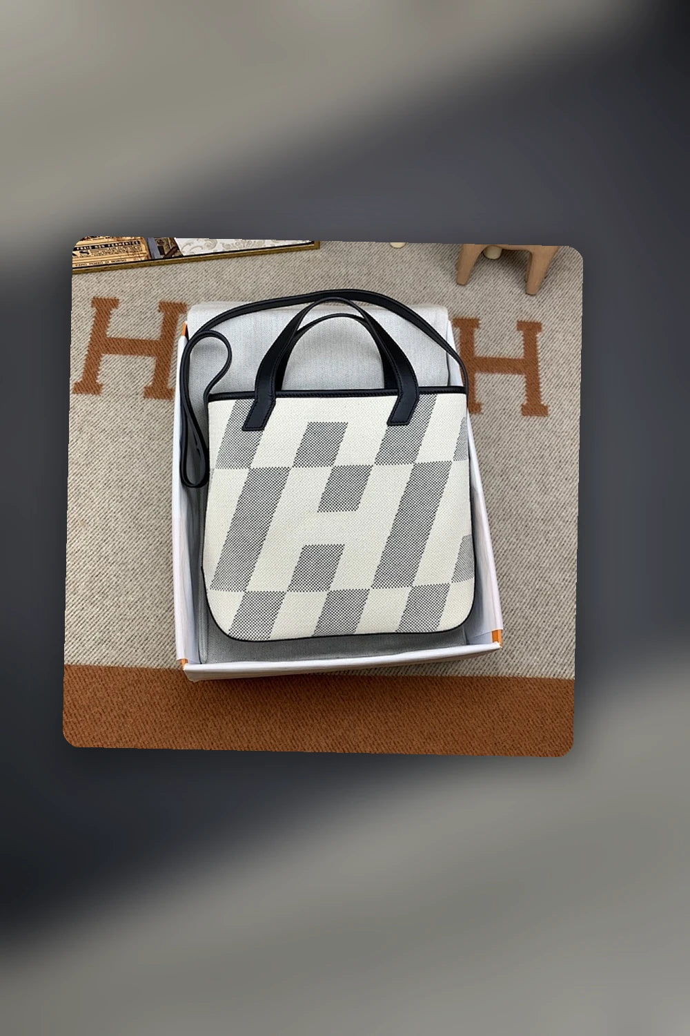 NB - HMS Bag - 419