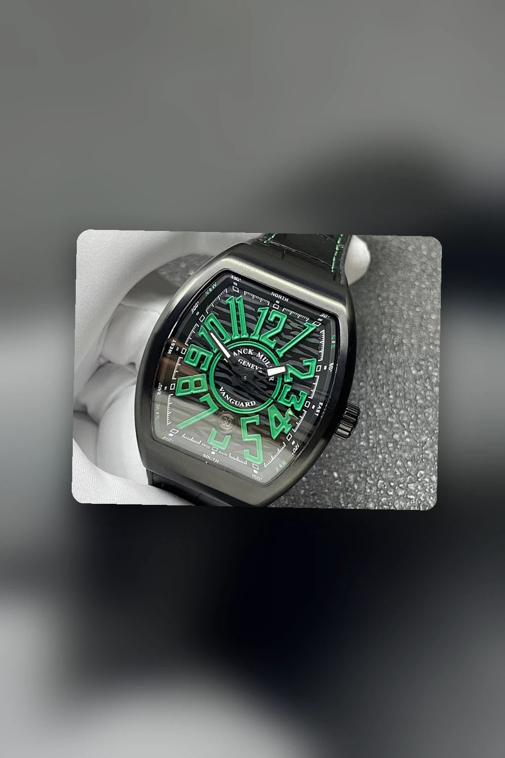 NB - Mix Watch - 1014