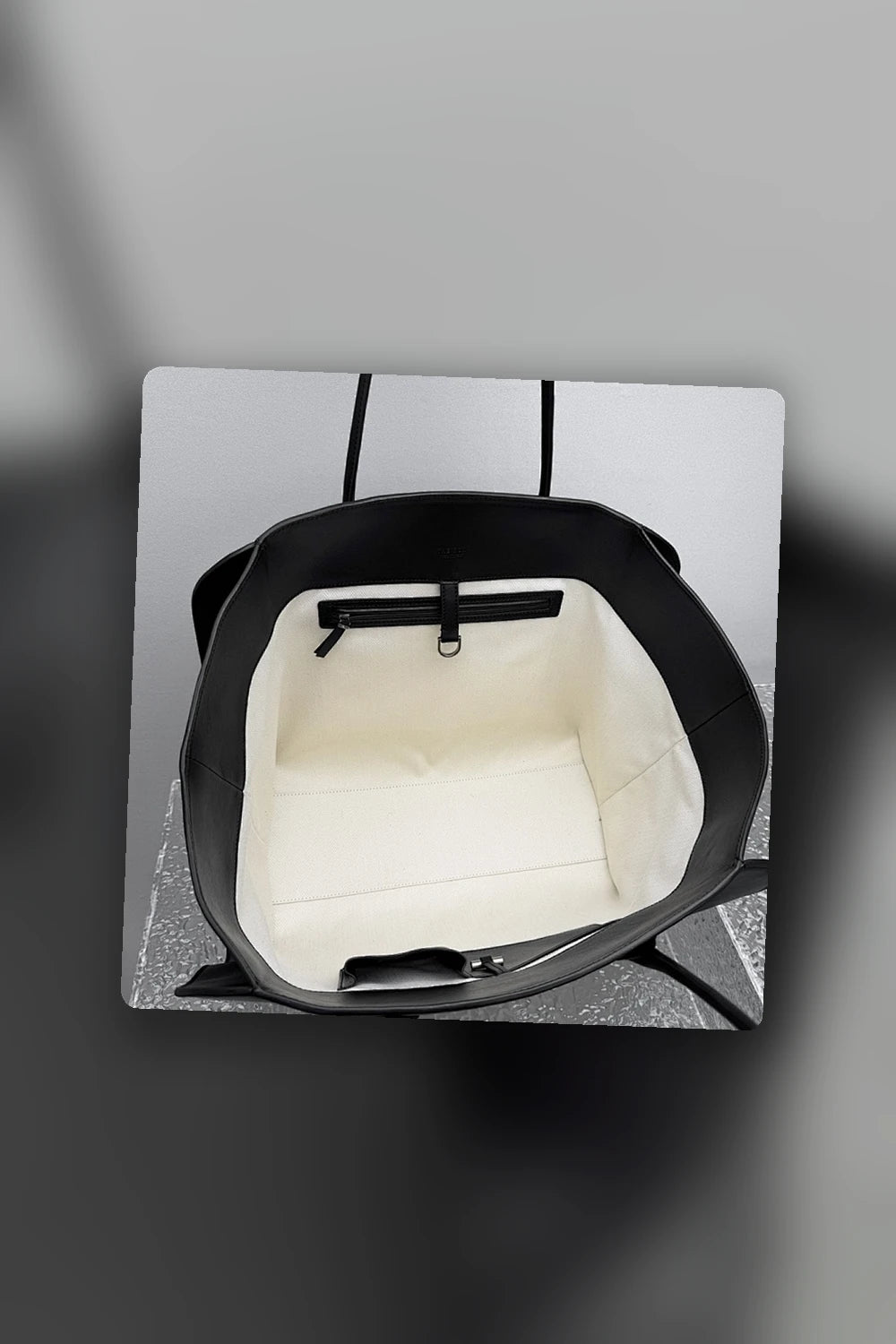 NB - THR Bag - 700