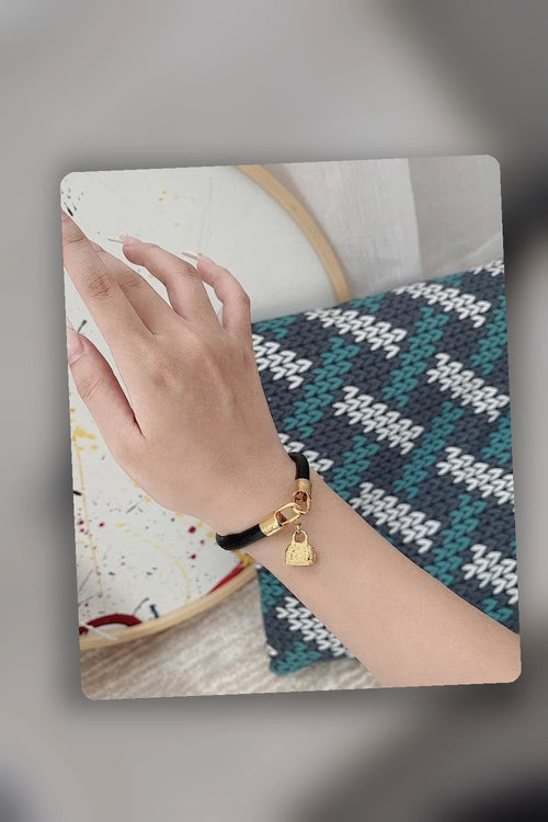 NB - LOV Jewelry - 855