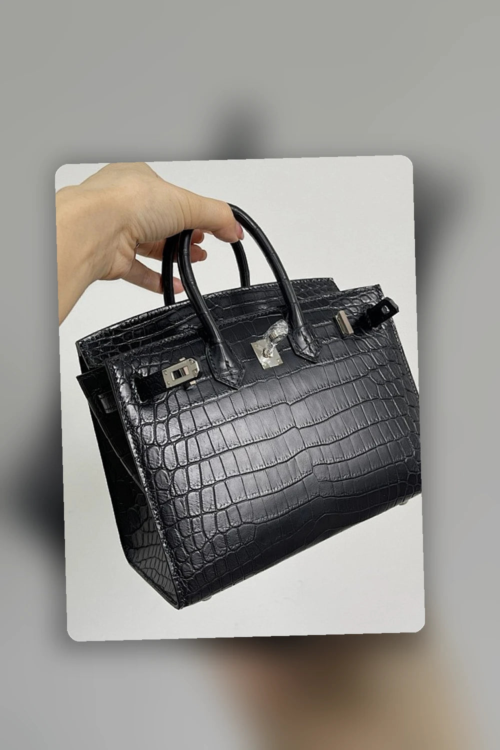 NB - HMS Bag - 686