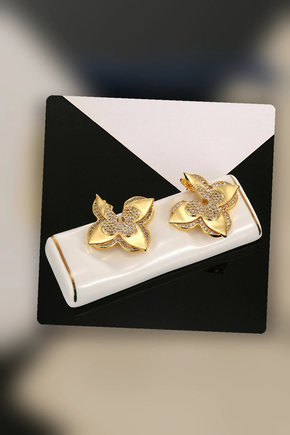 NB - LOV Jewelry - 239