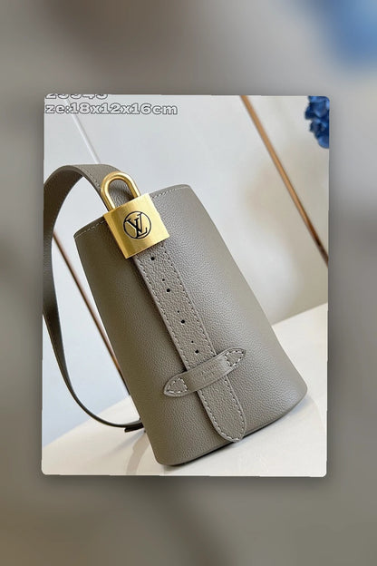 NB - LOV Bag - 1756