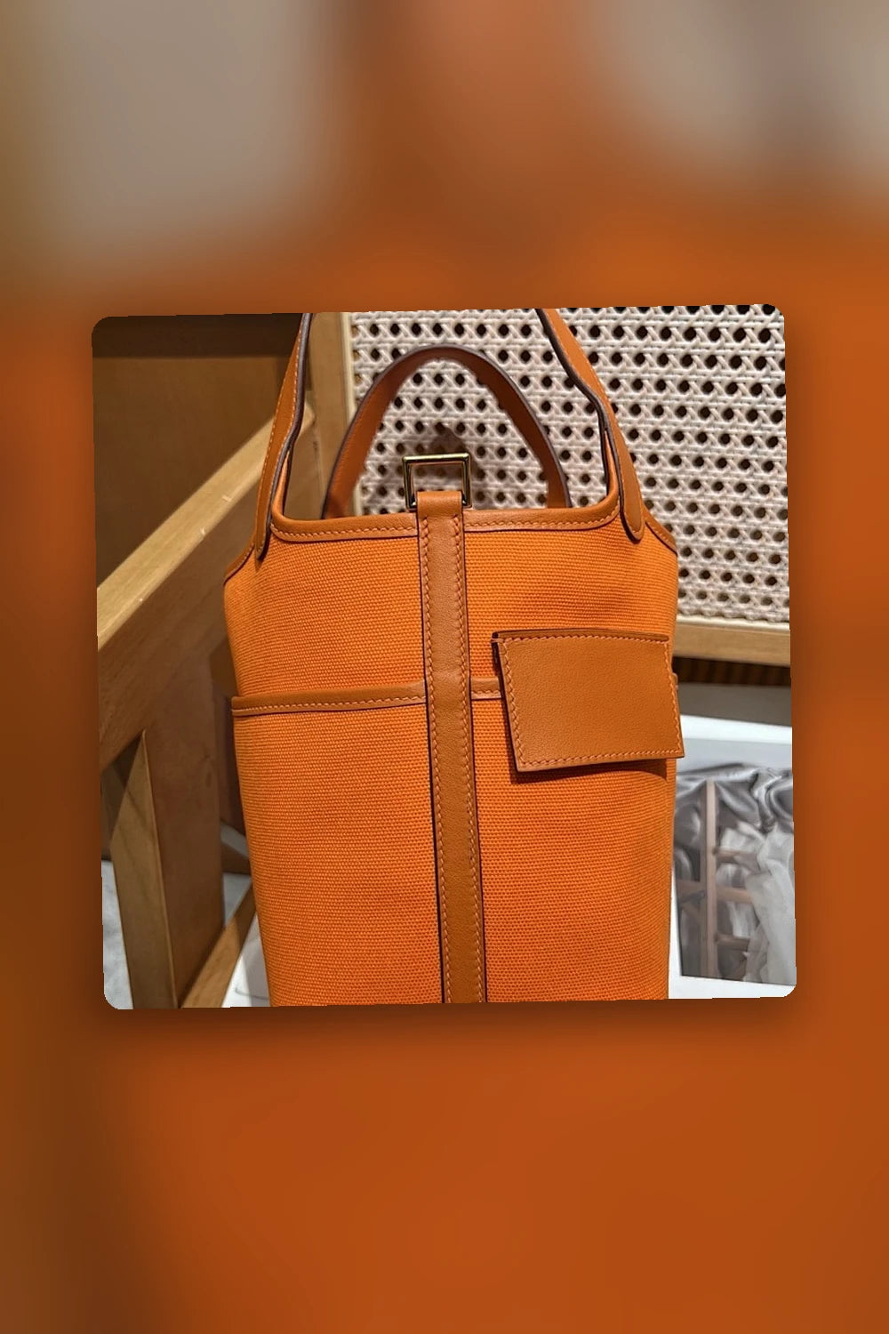 NB - HMS Bag - 1678