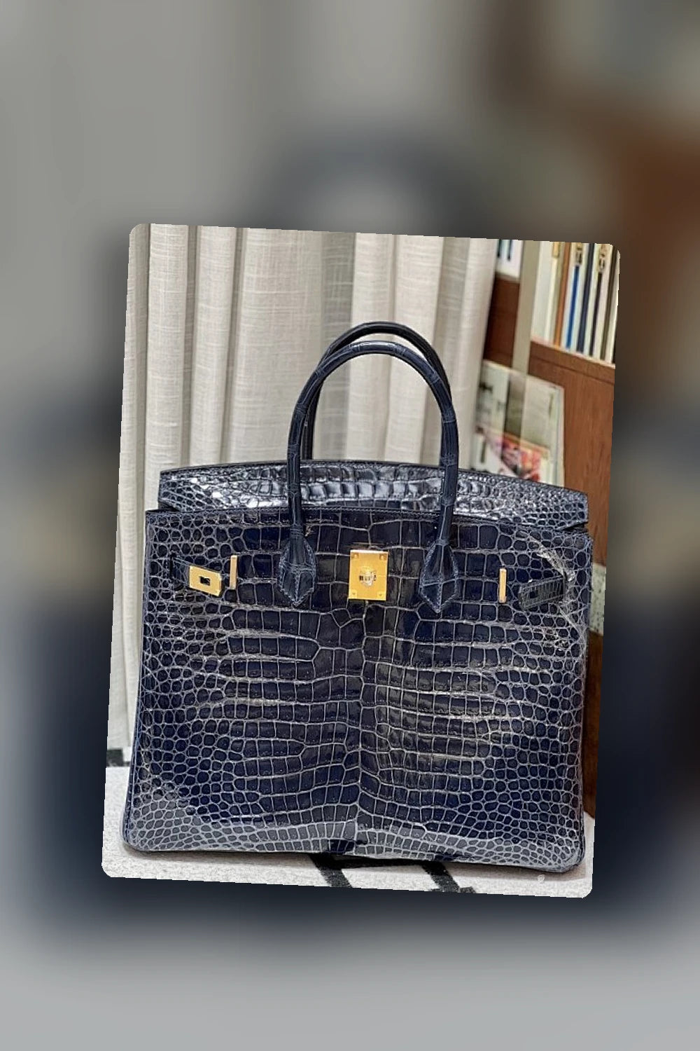 NB - HMS Bag - 944