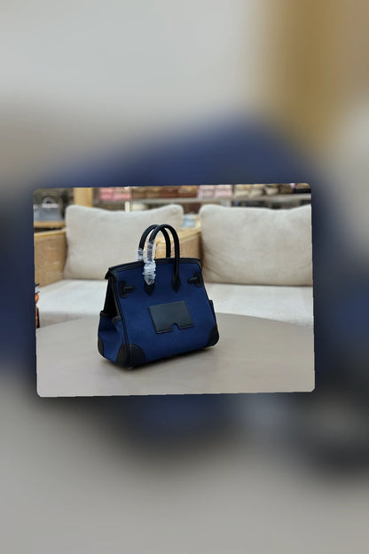 NB - HMS Bag - 1036