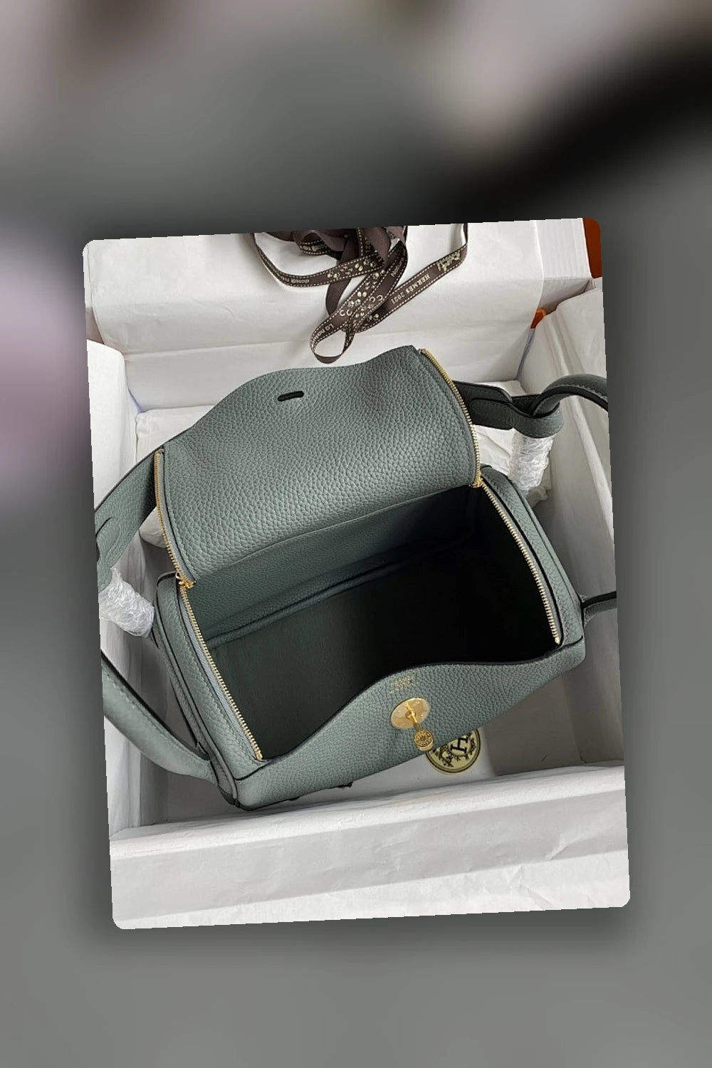 NB - HMS Bag - 719
