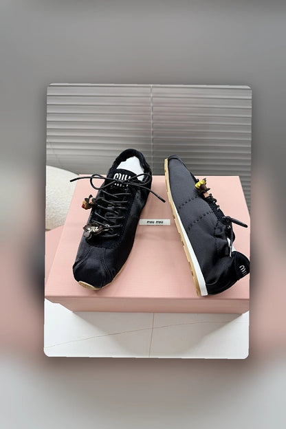 NB - MMU Women Shoes - 171