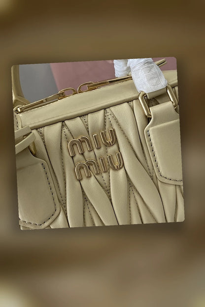 NB - MMU Bag - 985