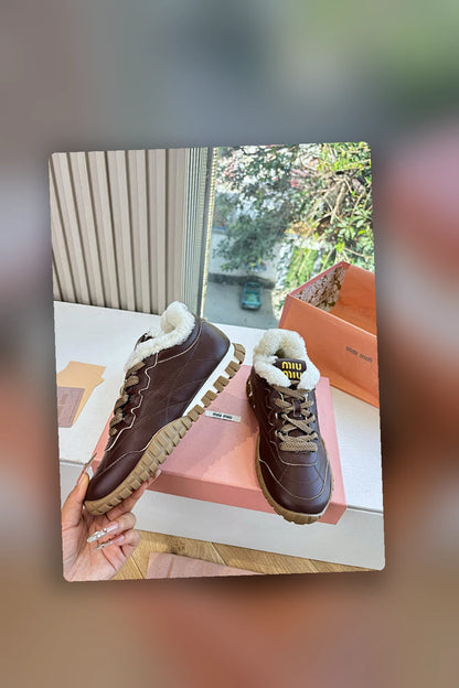 NB - MMU Women Shoes - 642