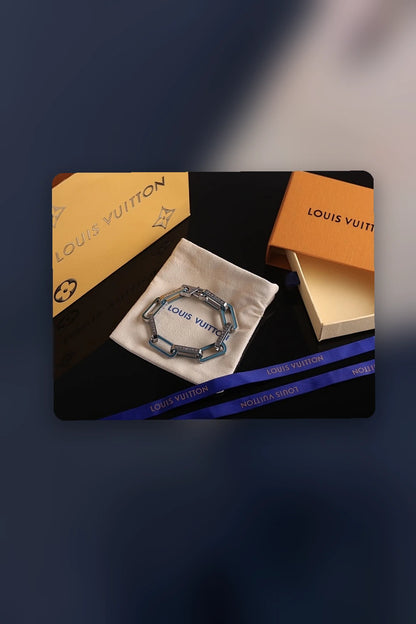 NB - LOV Jewelry - 726
