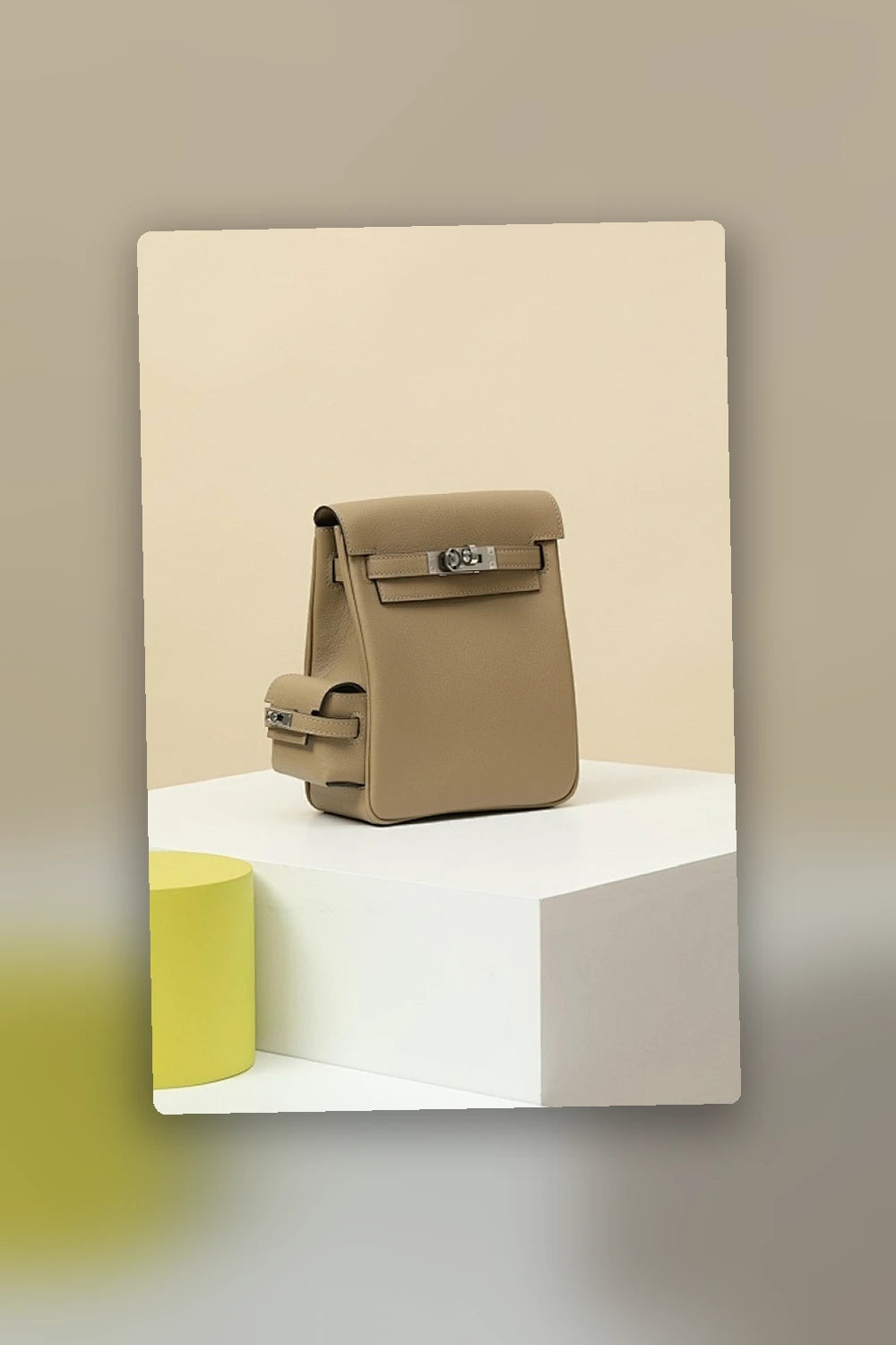 NB - HMS Bag - 1700