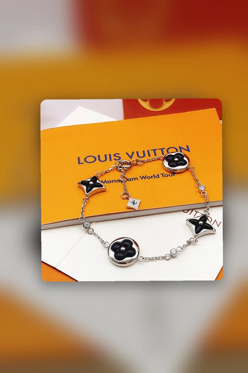 NB - LOV Jewelry - 366