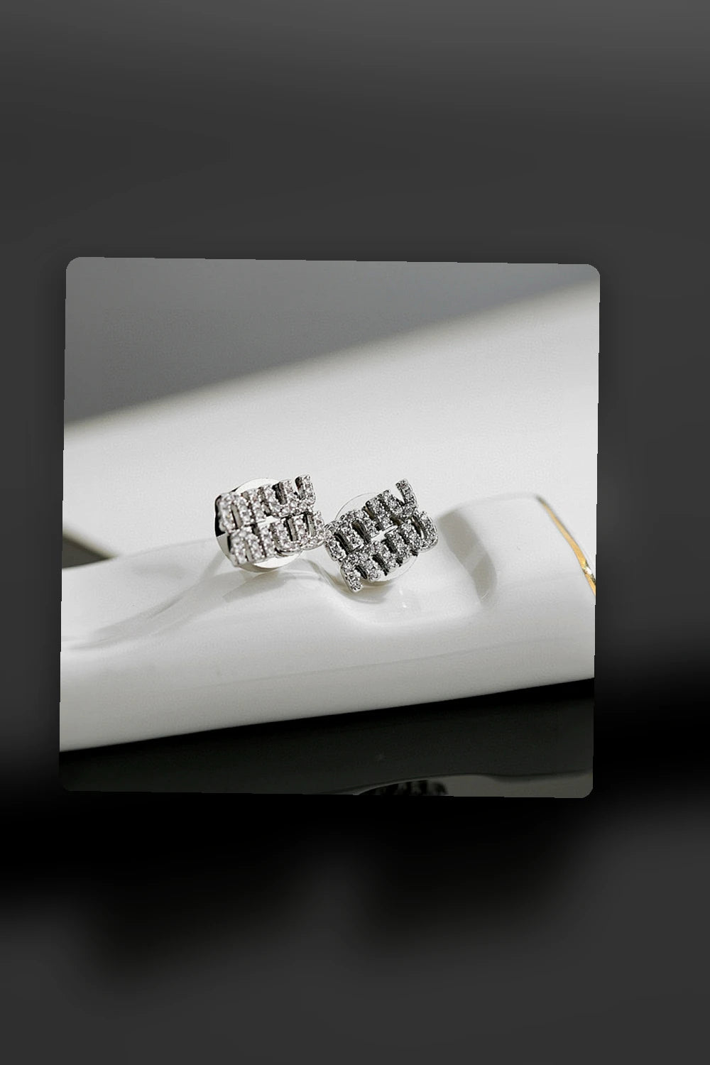 NB - MMU Jewelry - 107