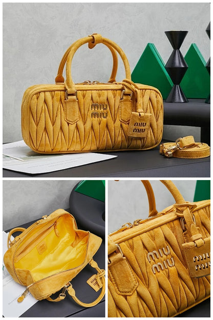 NB - MMU Bag - 567