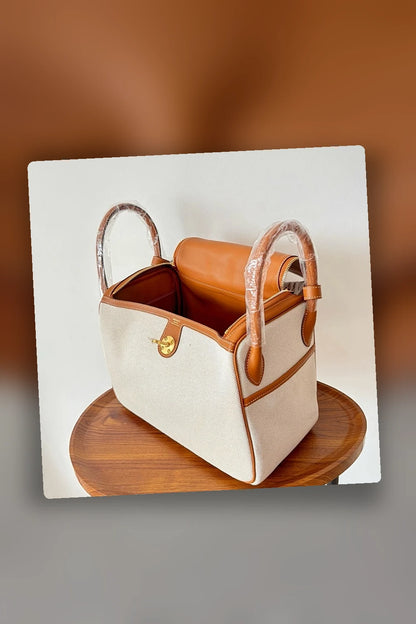 NB - HMS Bag - 1587
