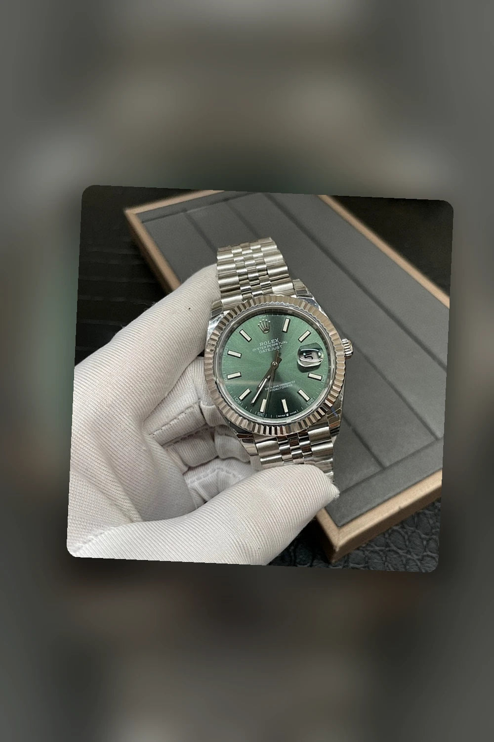 NB - Mix Watch - 208