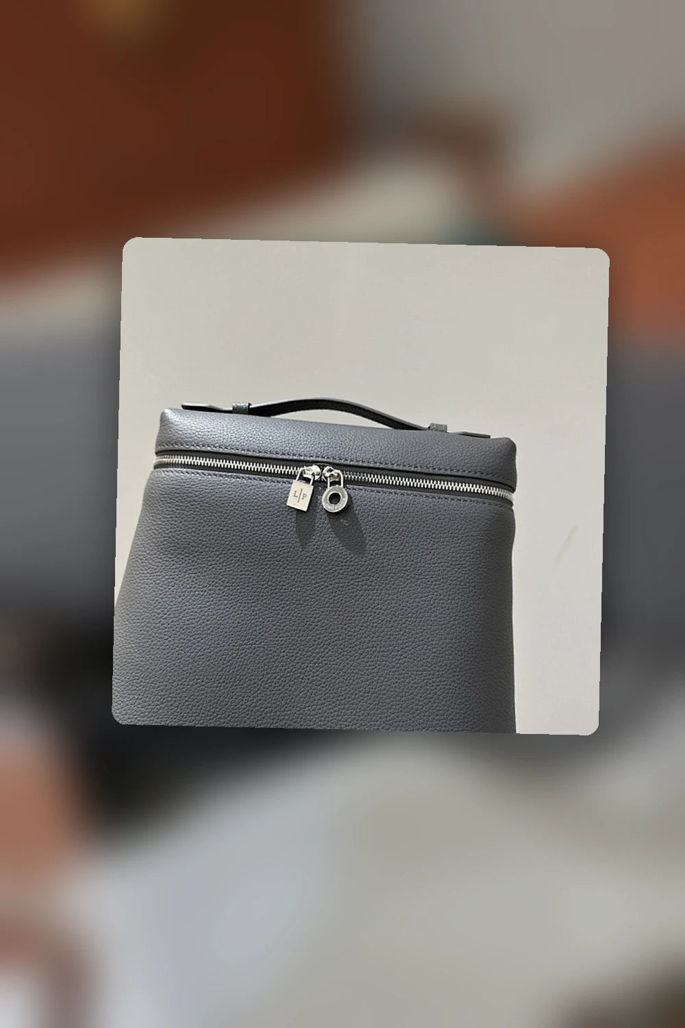 NB - DLVX Bag - 098